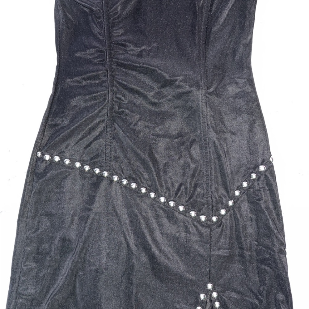 Elegant Black Dress with Pearl Accents